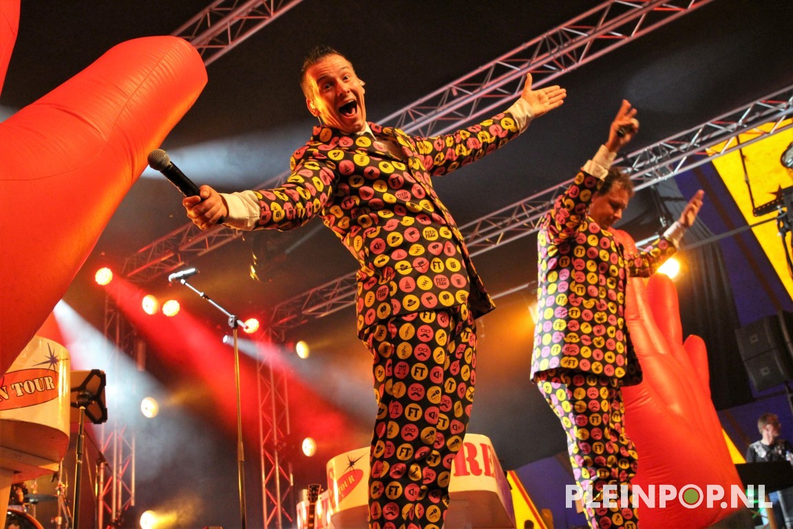 Feestteam        (4)